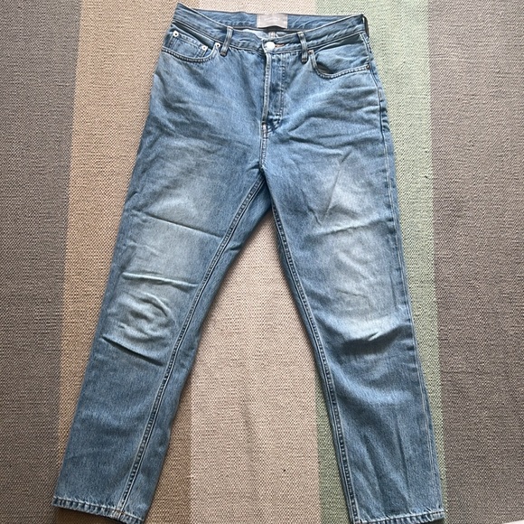 Everlane 90s Cheeky Jean size 27 crop - Picture 2 of 2